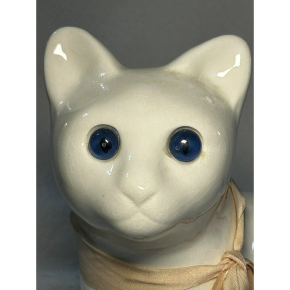 Vintage 1974 Elpa Al Cobaca Portugal Blue Eyed White Cat Figurine w/flowers VGUC - Picture 7 of 12
